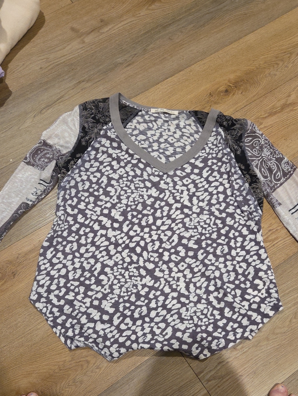 We The Free Grey & White Leopard Print V-Neck Long Sleeve Top